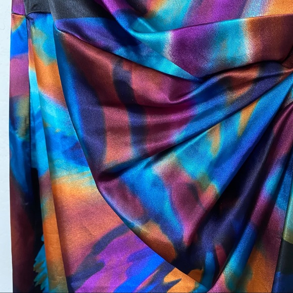 Multi color dress - Picture 3 of 5